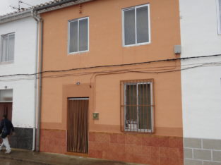 Casa en Santa Eulalia del Campo en Teruel